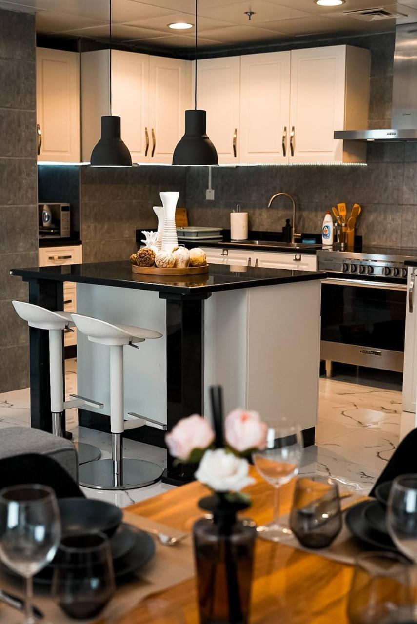 Dubaistay Luxury 2 Bedroom Jvc King And Queensize Appartement Dubaï