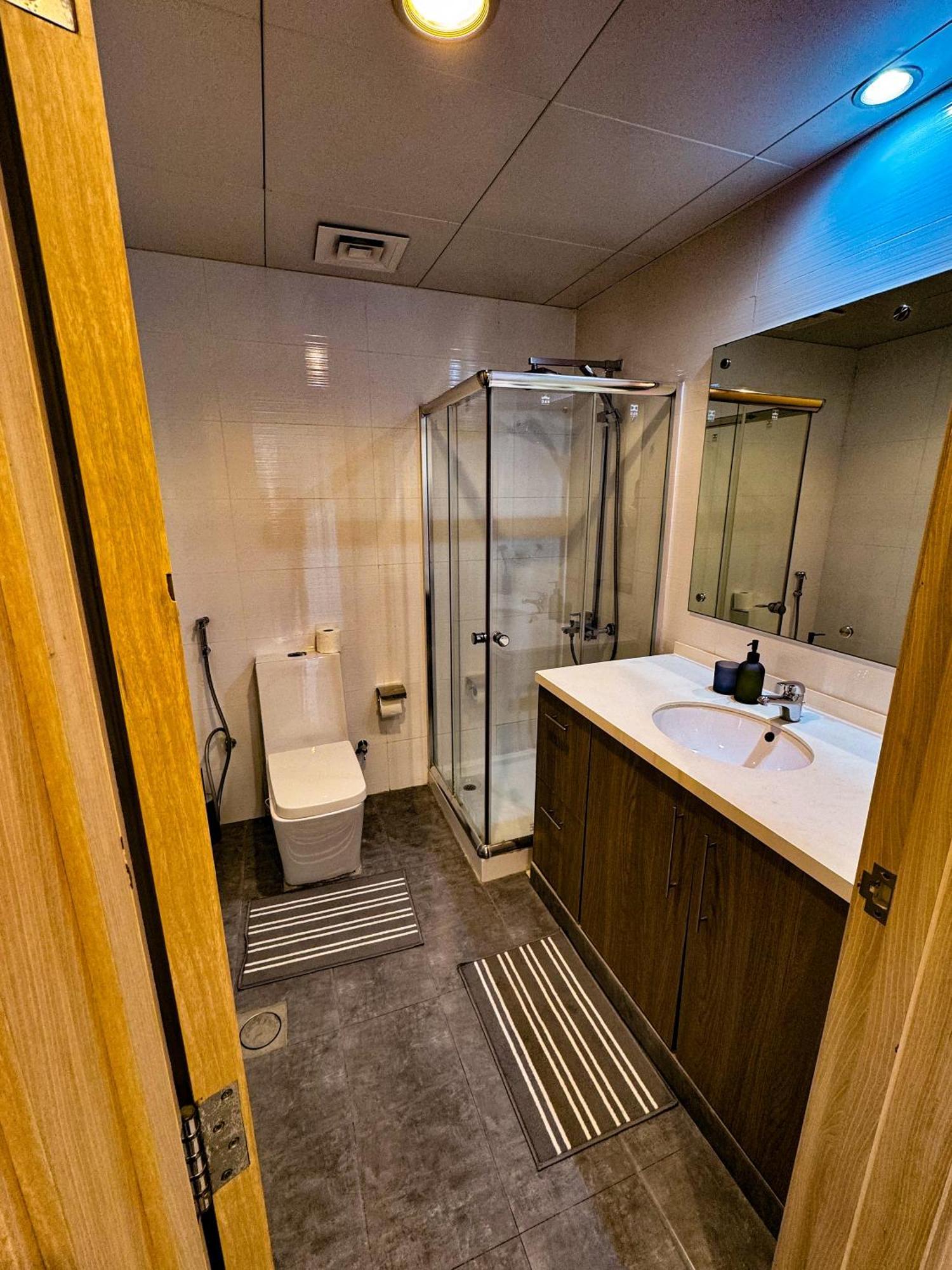 Dubaistay Luxury 2 Bedroom Jvc King And Queensize Dubaï