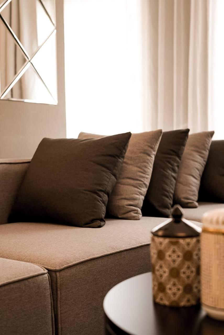 Dubaistay Luxury 2 Bedroom Jvc King And Queensize Дубай