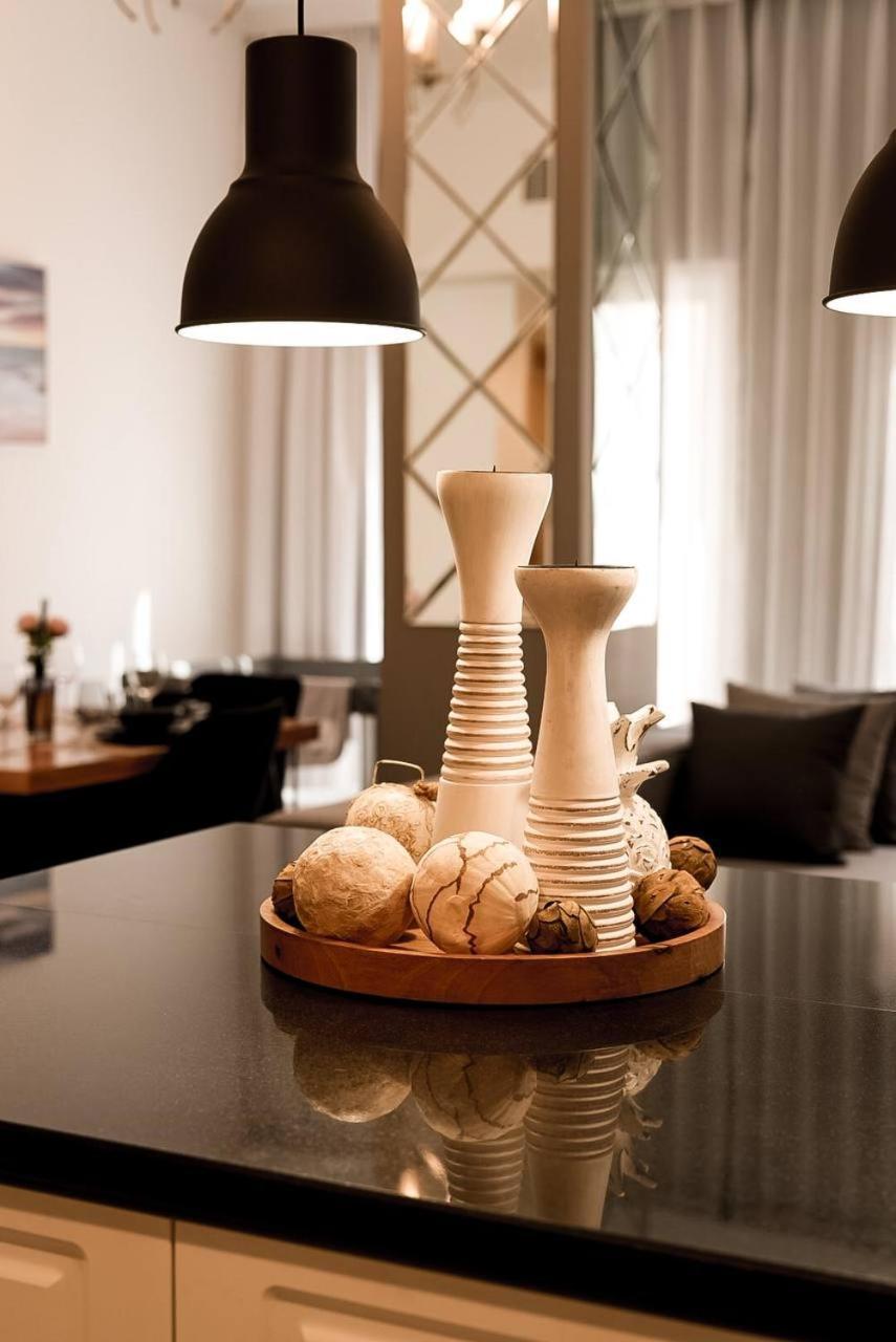 Dubaistay Luxury 2 Bedroom Jvc King And Queensize Апартаменти