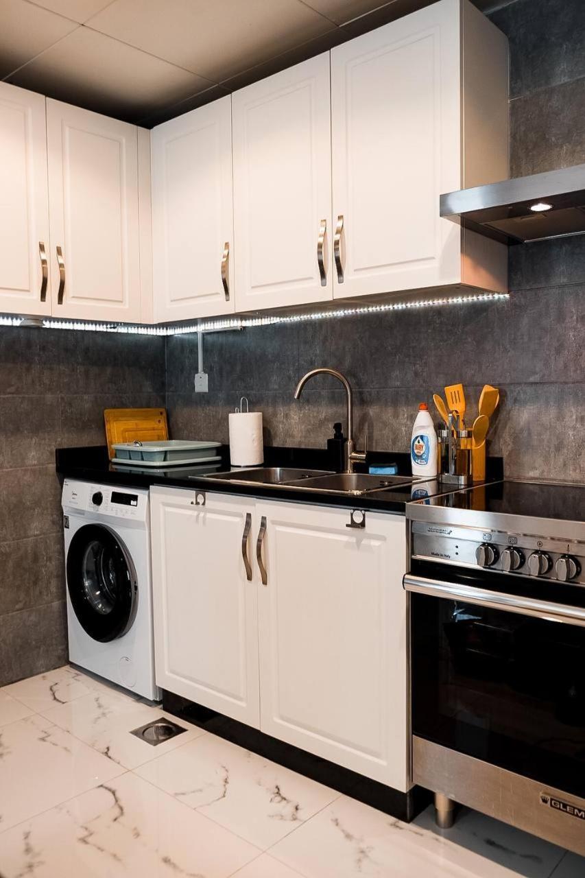 Dubaistay Luxury 2 Bedroom Jvc King And Queensize * Дубай